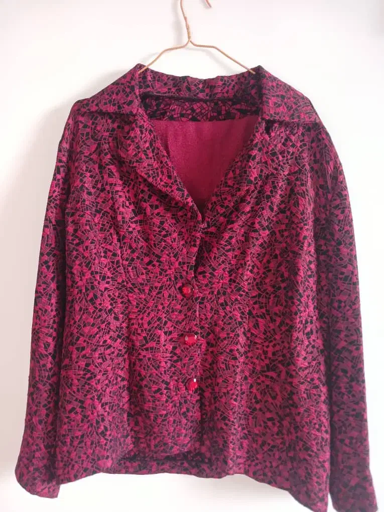 لباس مجلسی|لباس|ساری, |دیوار