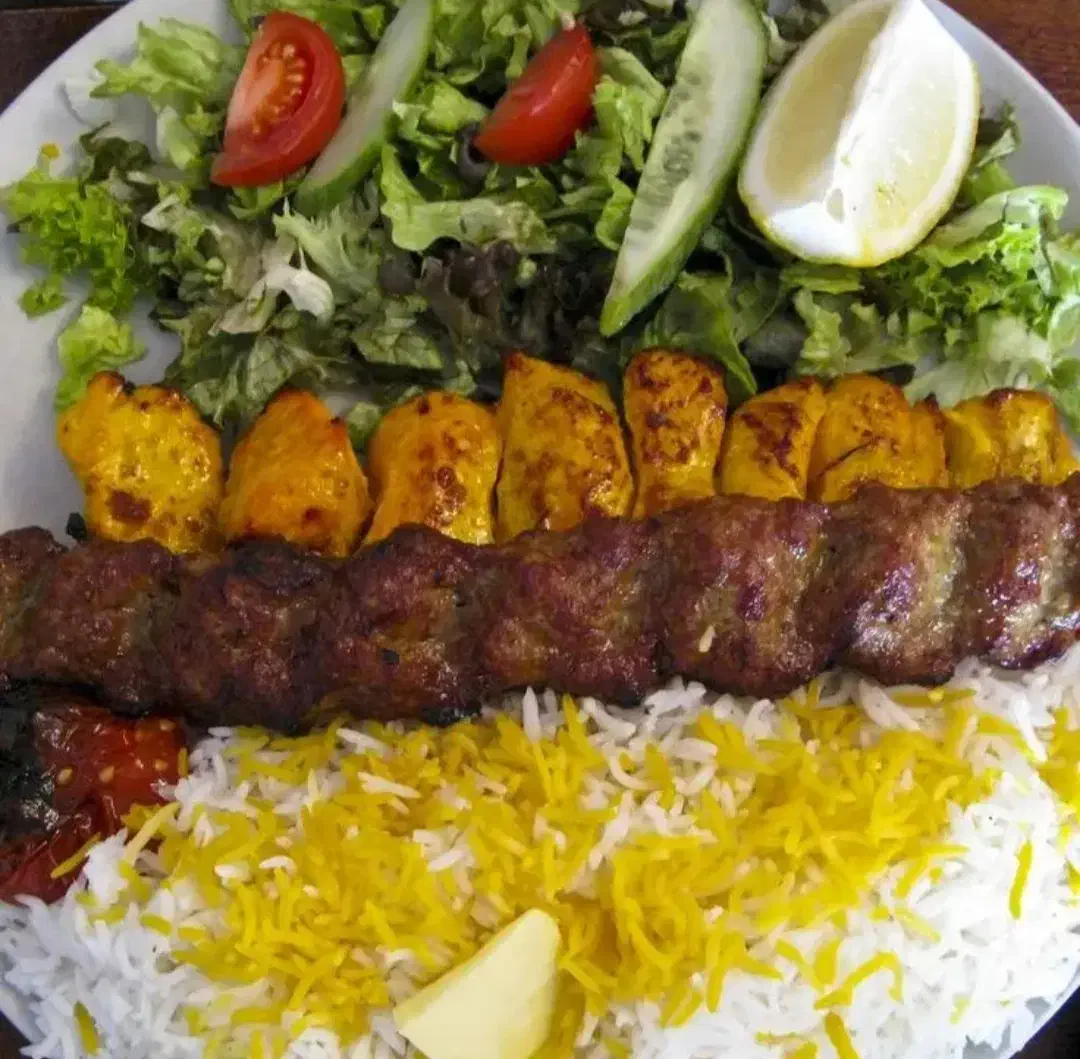 کمک اشپز|استخدام خدمات فروشگاه و رستوران|زاهدان, |دیوار