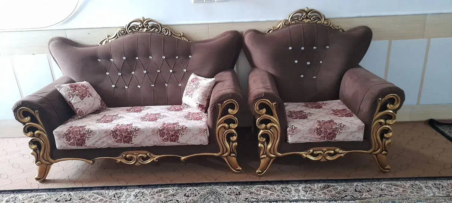 مبل راحتی ۷ نفره|مبلمان خانگی و میز عسلی|قم, شاه ابراهیم|دیوار