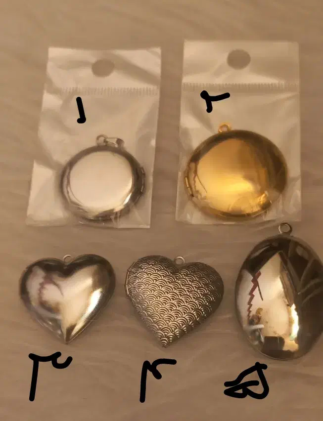 گردنبندعکسی گردنبند دربدار لاکت عکس|بدلیجات|کرمانشاه, |دیوار