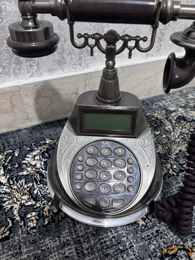 تلفن|تلفن رومیزی|قرچک, میرزائی جنوبی|دیوار