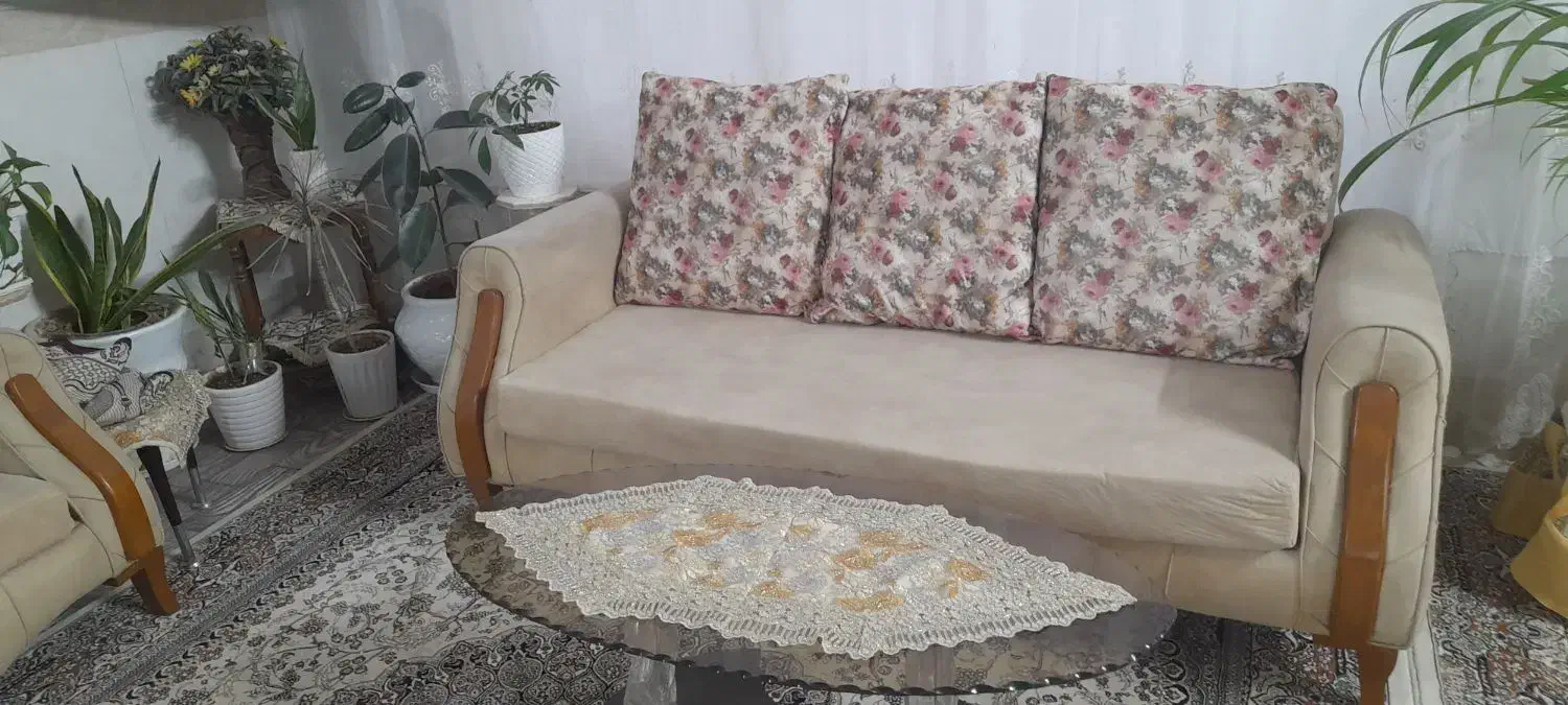 مبل راحتی ۷نفره درحدنو|مبلمان خانگی و میز عسلی|قم, باجک دو|دیوار