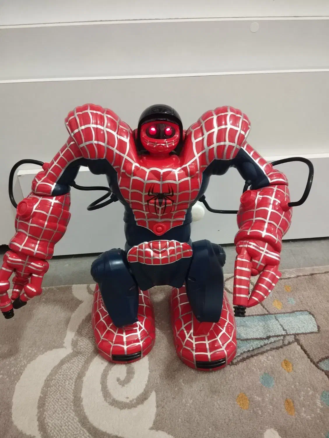 مرد عنکبوتی|اسباب‌‌بازی|نیشابور, شهرک زرگران|دیوار