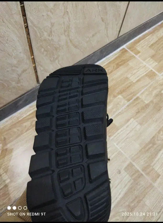 پوتین ارک|کیف، کفش، کمربند|سقز, |دیوار