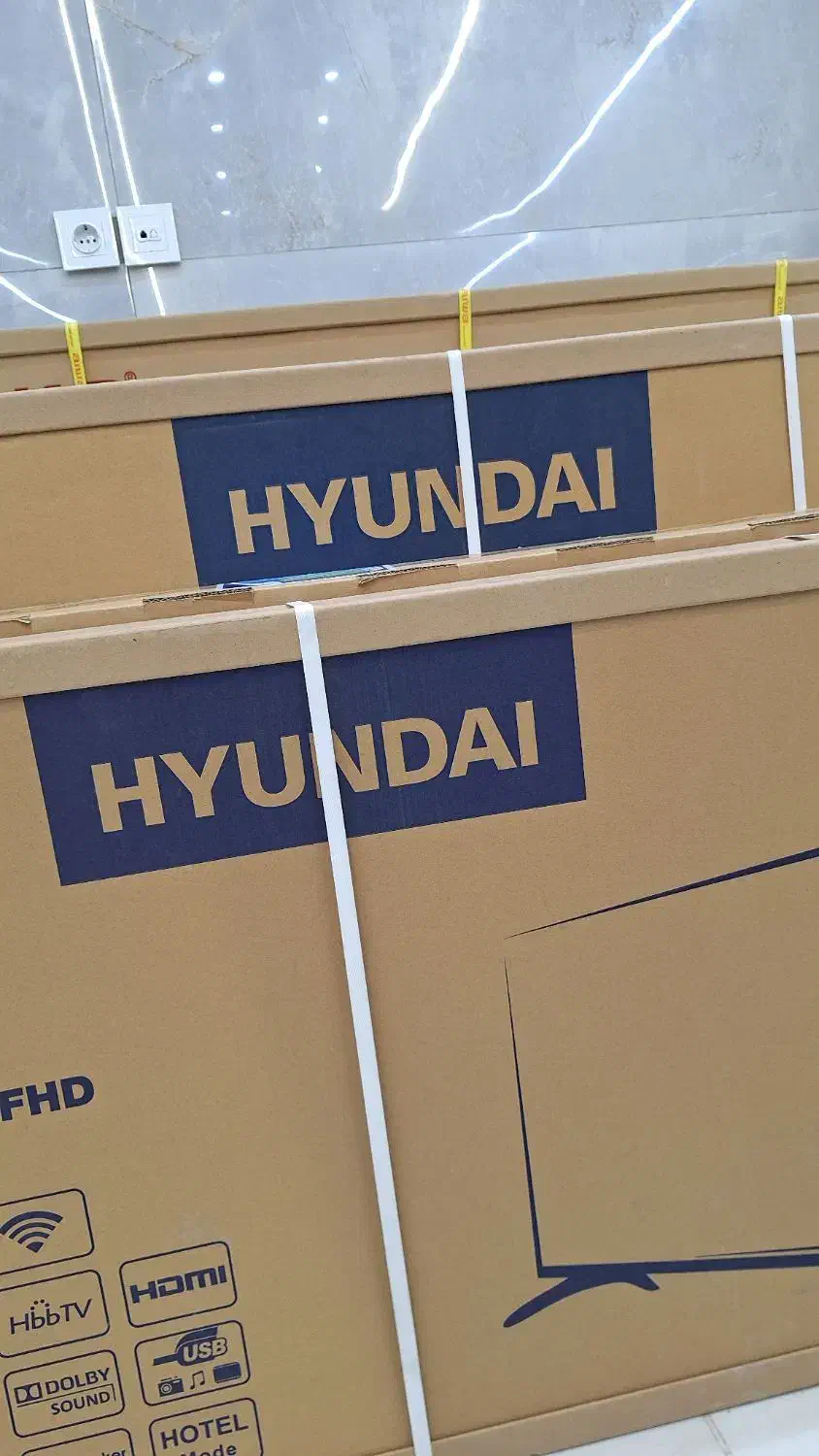 انواع تلویزیونهای اِلایدی و کیواِلایدی|تلویزیون و پروژکتور|همدان, |دیوار