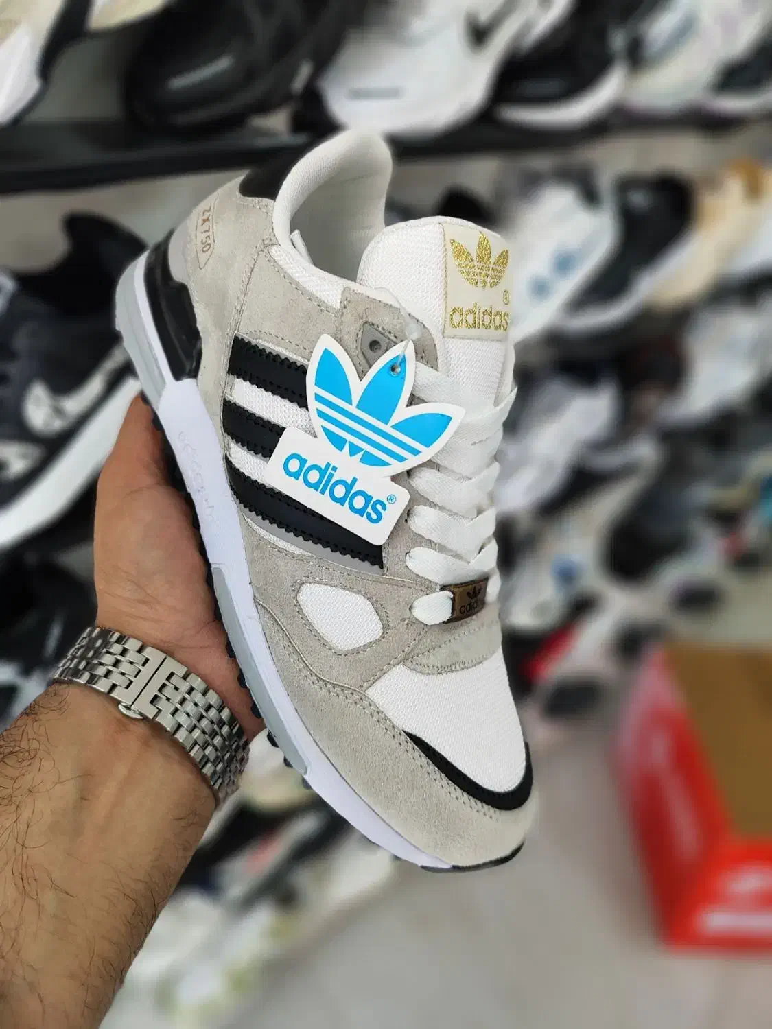 انواع کتانی اسپرت به قیمت تولیدی|کیف، کفش، کمربند|کوهدشت, |دیوار