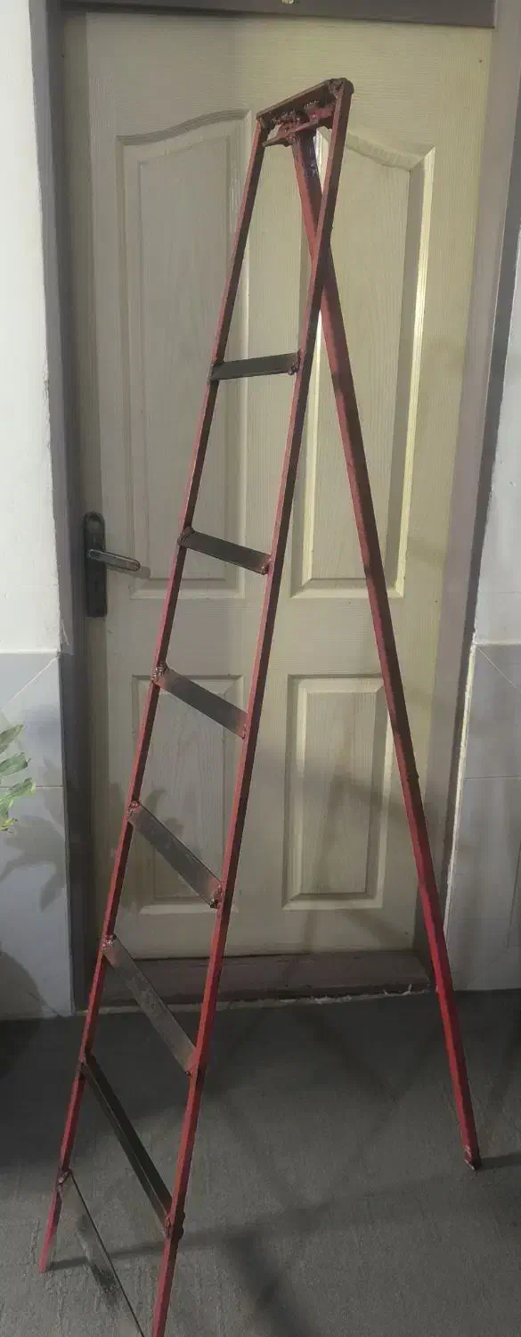 کارگاه ساخت نردبان ،استند گل ،چهار پایه ،بکسل فلزی|ابزارآلات|بجنورد, |دیوار