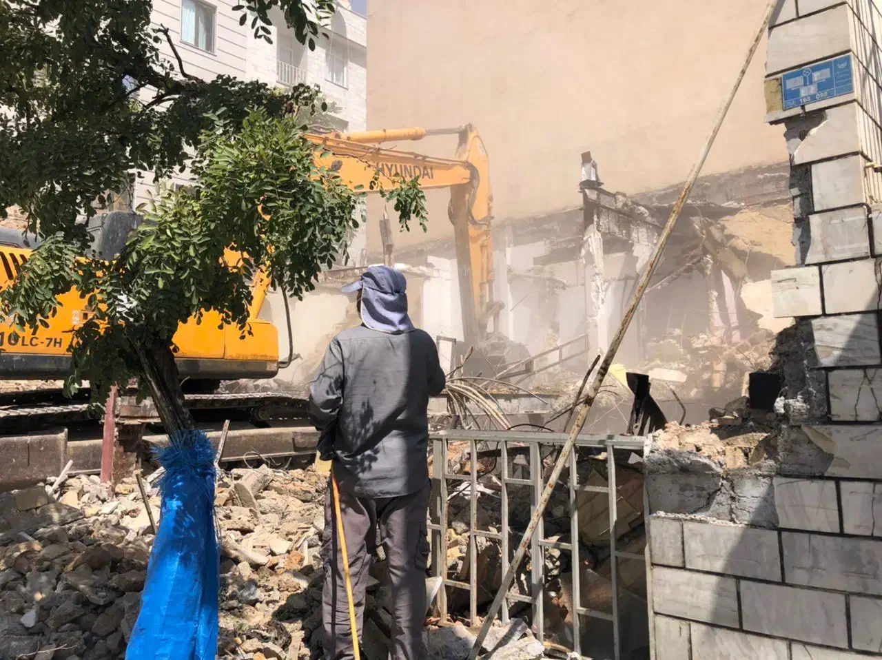 خرید ضایعات تخریب ساختمان خاکبرداری|خدمات پیشه و مهارت|تهران, ایوانک|دیوار