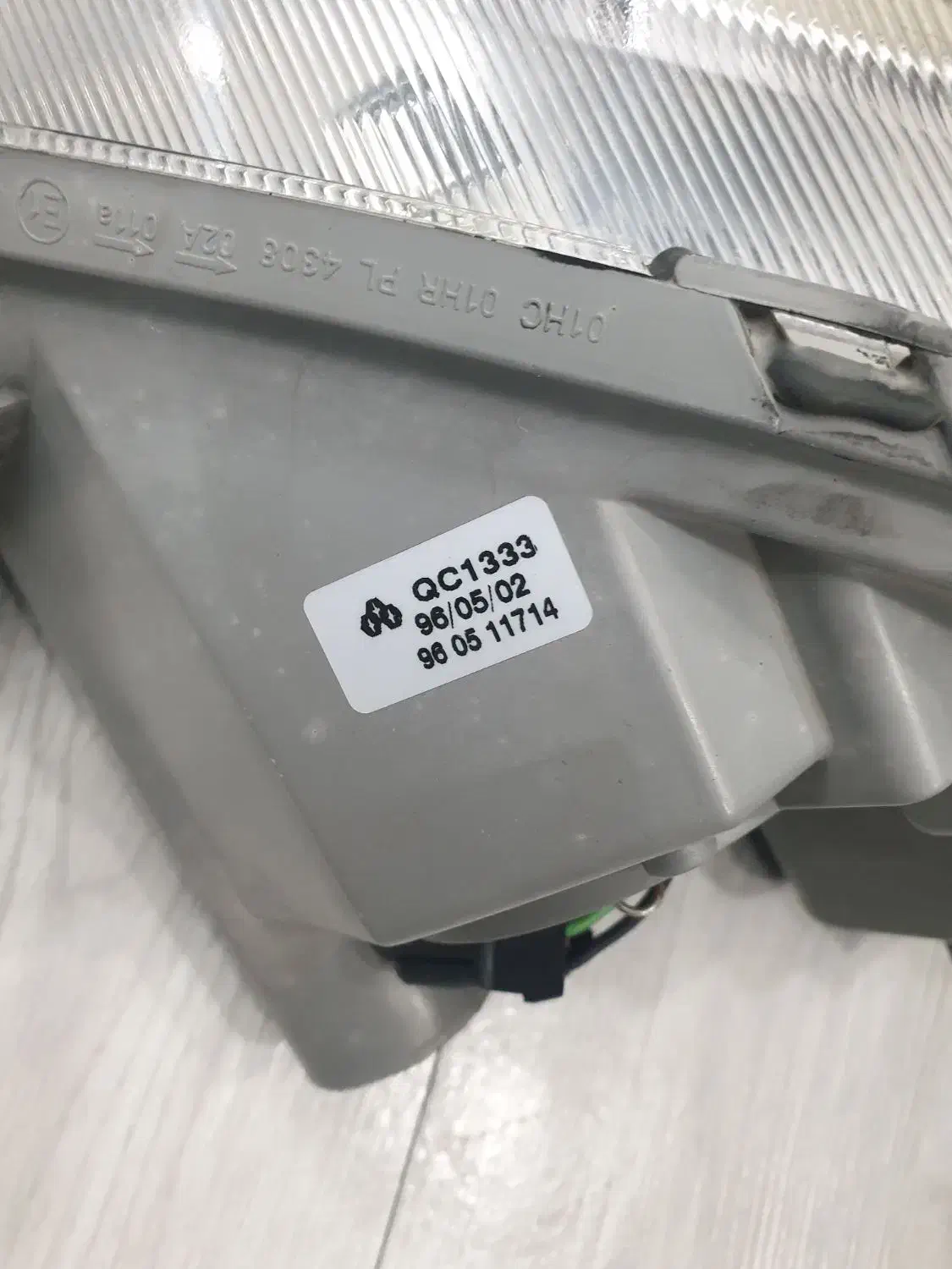 لوازم تیبا چراغ پیش پنجره|قطعات یدکی و لوازم جانبی|شیراز, گلشن|دیوار