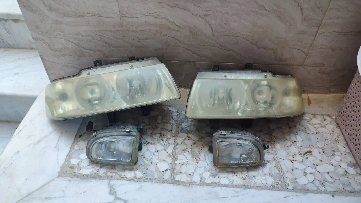 چراغ جلو سمند|قطعات یدکی و لوازم جانبی|قم, زاویه|دیوار