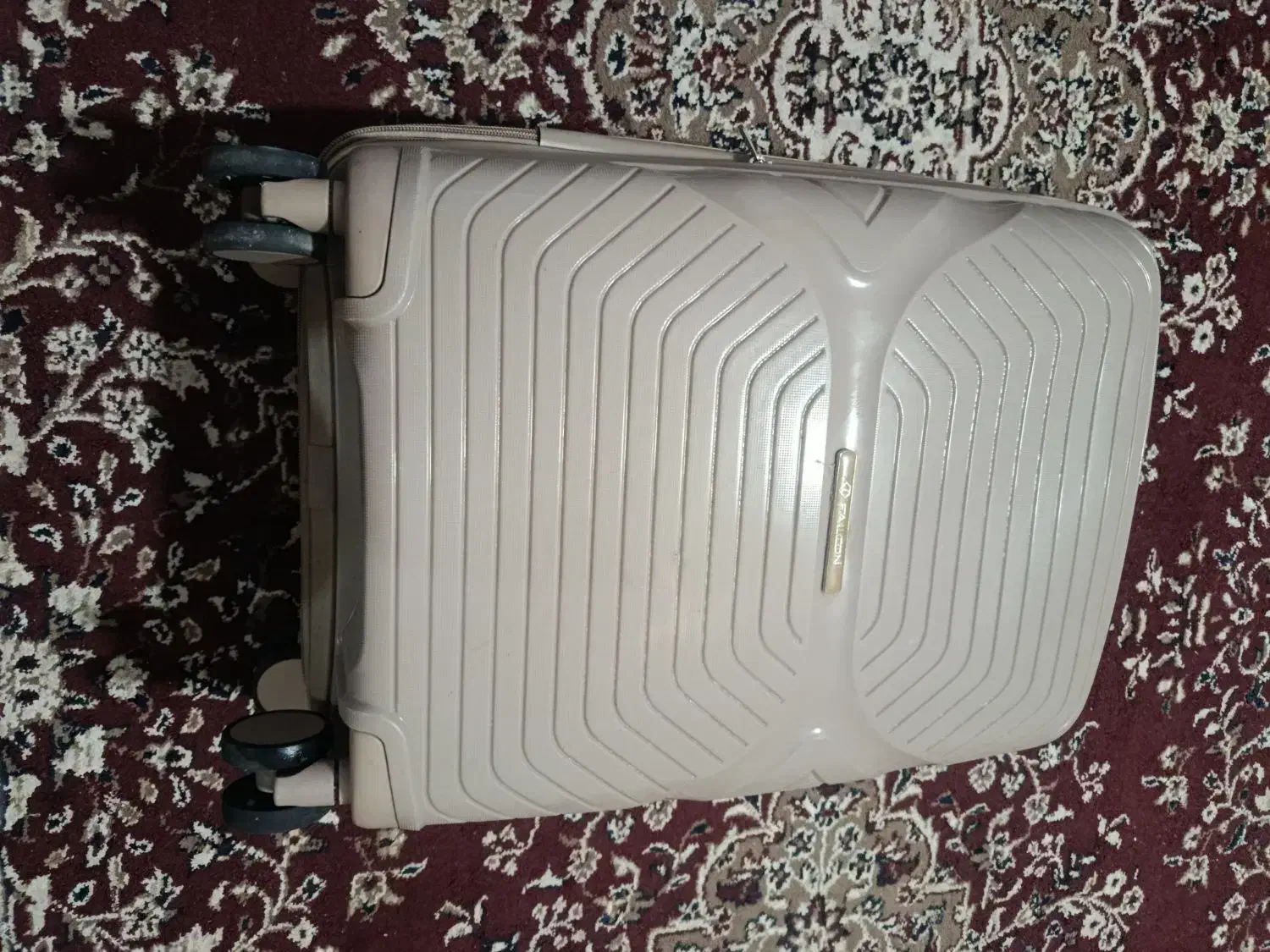 چمدون برند Falcon|کیف، کفش، کمربند|بروجرد, |دیوار