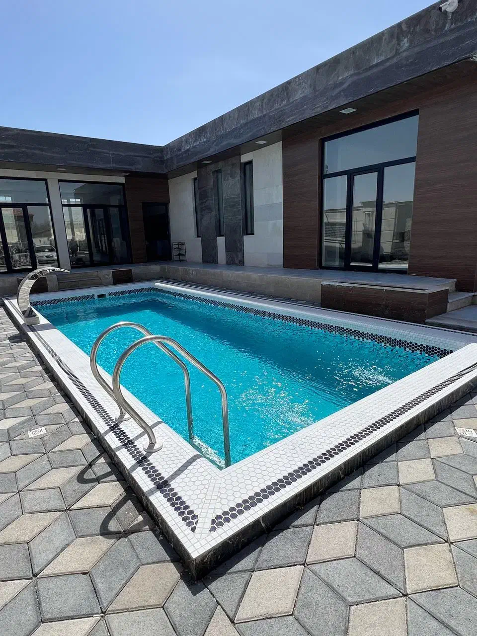 نگهداری استخرهای خصوصی|خدمات پیشه و مهارت|ارومیه, |دیوار