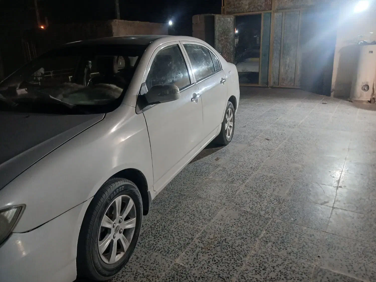 فروشومعاوضهلیفان۶۲۰موتور۱۸۰۰مدل۹۴|خودرو سواری و وانت|ملکآباد, |دیوار