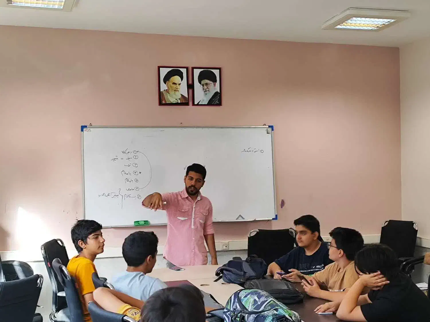 آموزش تدوین با موبایل|خدمات آموزشی|مشهد, ابوذر|دیوار