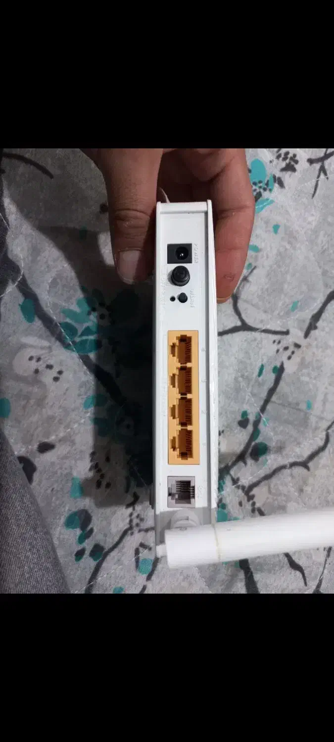 دستگاه مودم وای فای|مودم و تجهیزات شبکه|رفسنجان, |دیوار