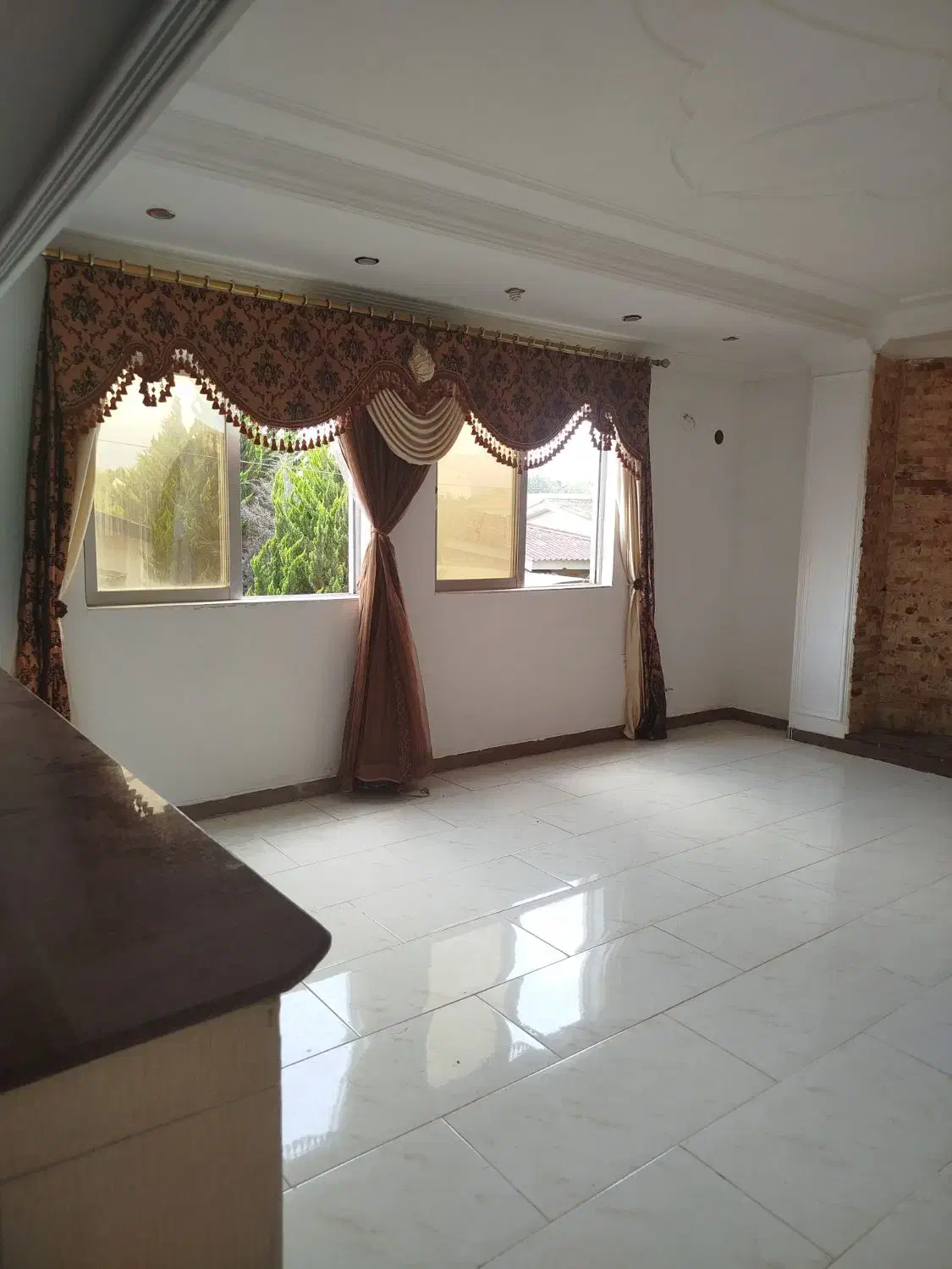 فروش طبقه اول آپارتمان داخل شهرک نزدیک به دریا|فروش آپارتمان|رویان, |دیوار