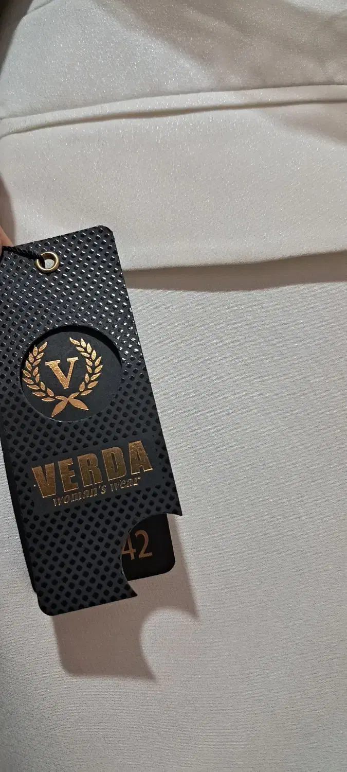 لباس مجلسی|لباس|ری, فیروزآبادی|دیوار