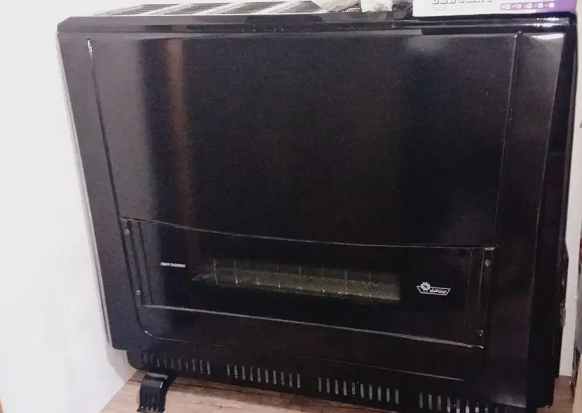 بخاری گازی کاملا سالم و تمیز|بخاری، هیتر، شومینه|آستانه اشرفیه, |دیوار