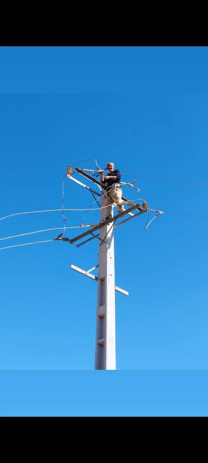 اجرا و تعمیرات تاسیسات برق و آب و جوشکاری|خدمات پیشه و مهارت|یزد, |دیوار