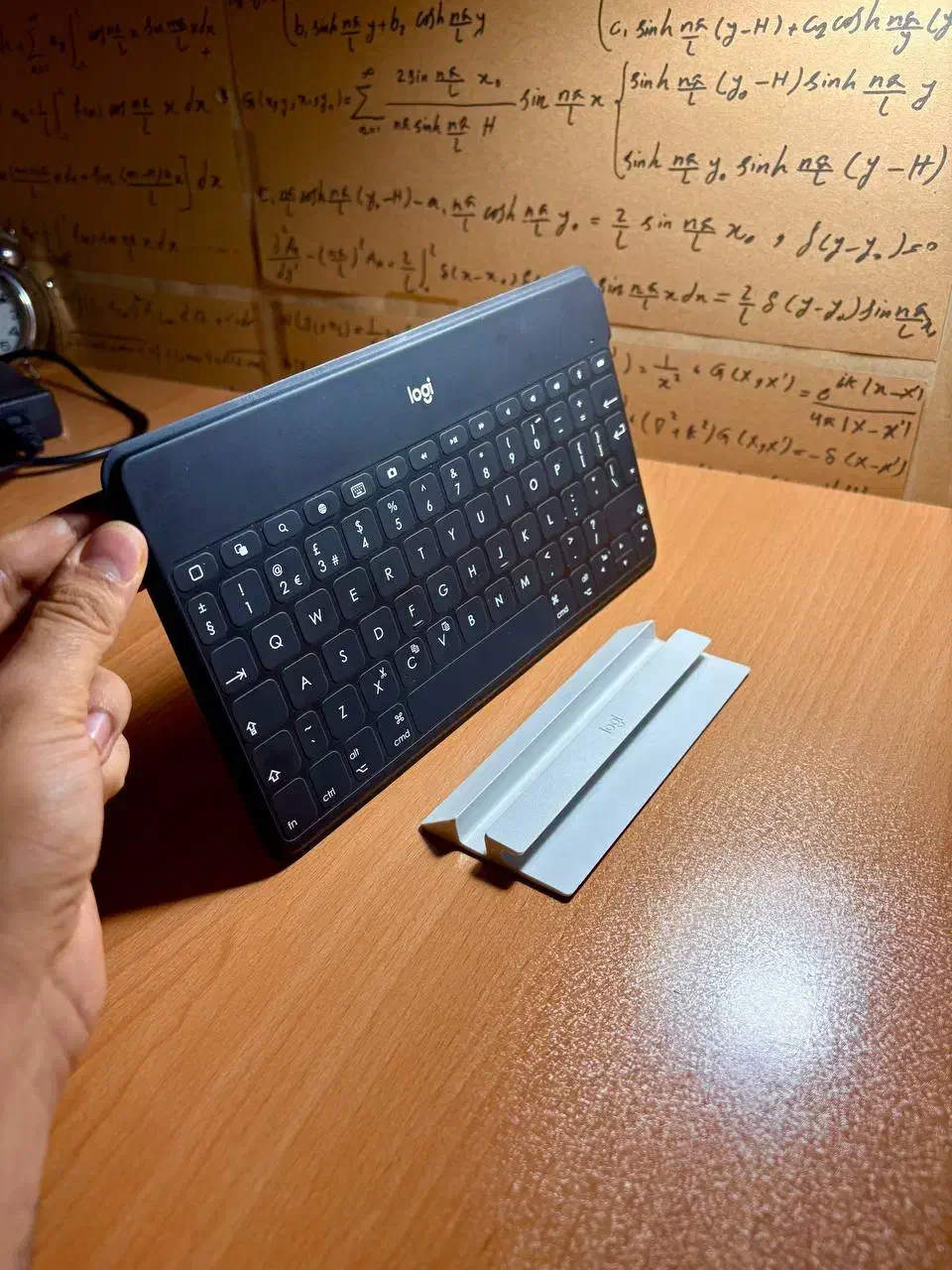 کیبورد بدون سیم لاجیتک مدل|قطعات و لوازم جانبی رایانه|سنندج, |دیوار