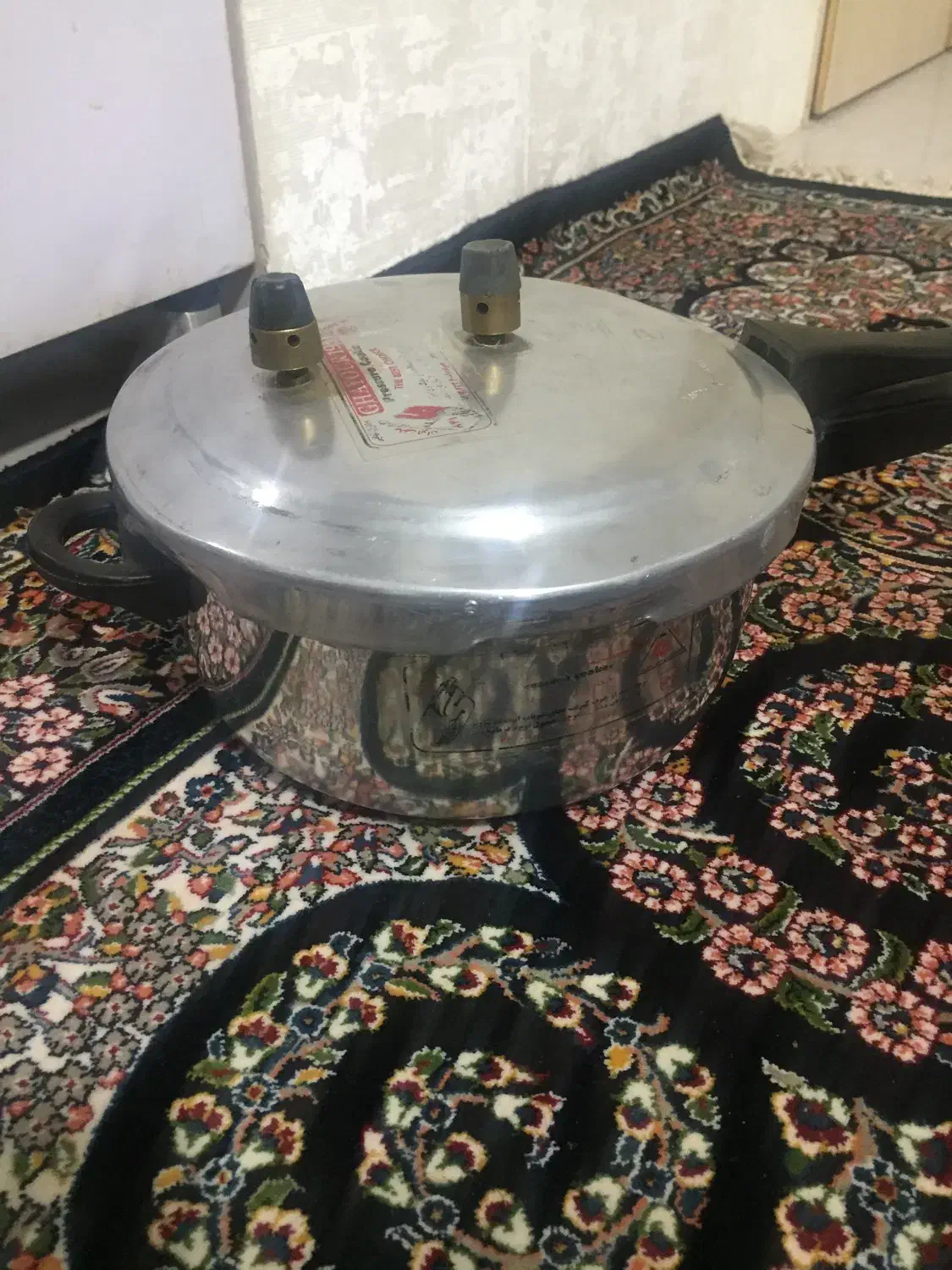 دیگ زودپز سالم ونو|ظروف پختوپز|بروجرد, |دیوار