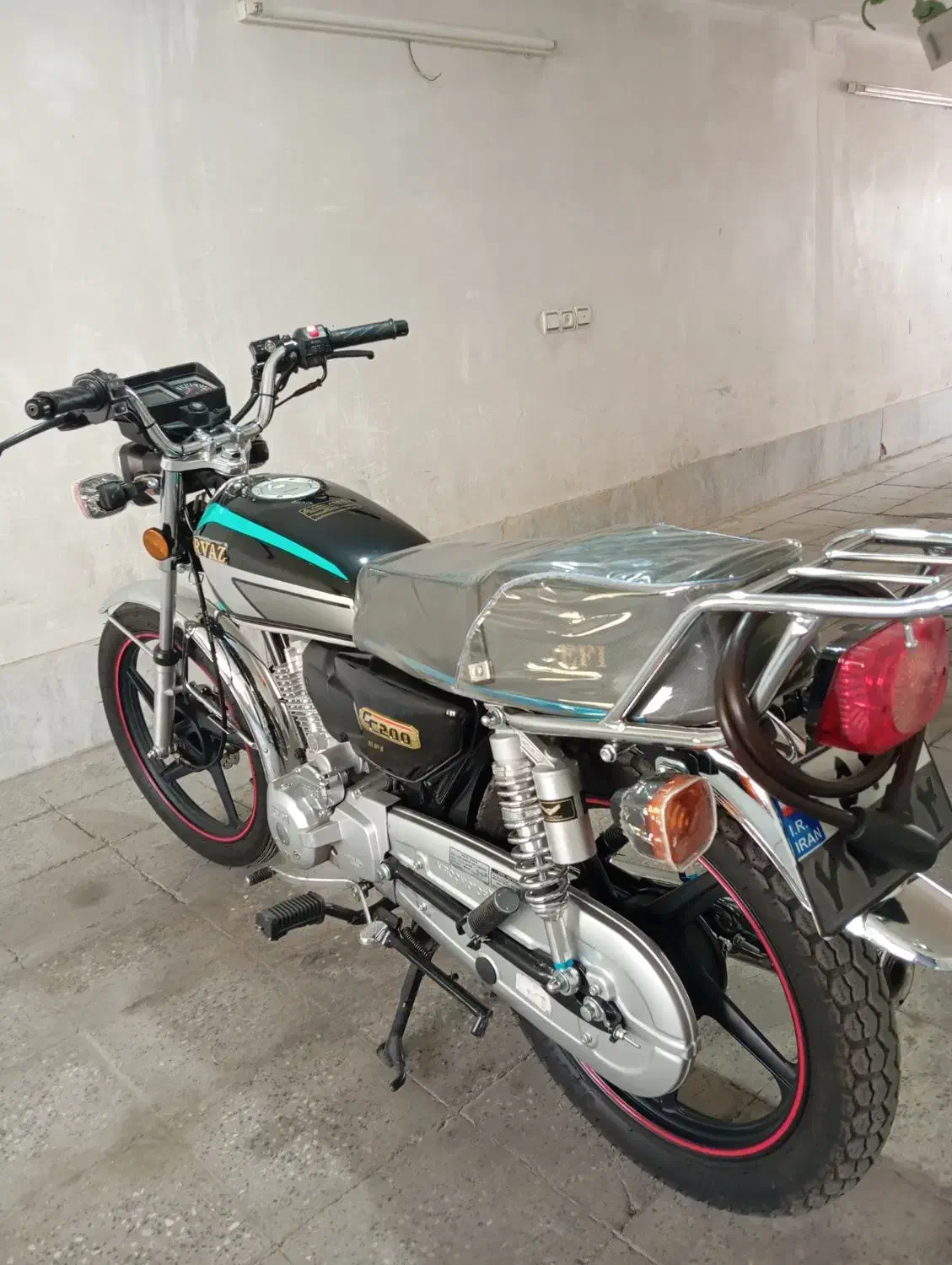 موتور پرواز200|موتورسیکلت|بروجرد, |دیوار