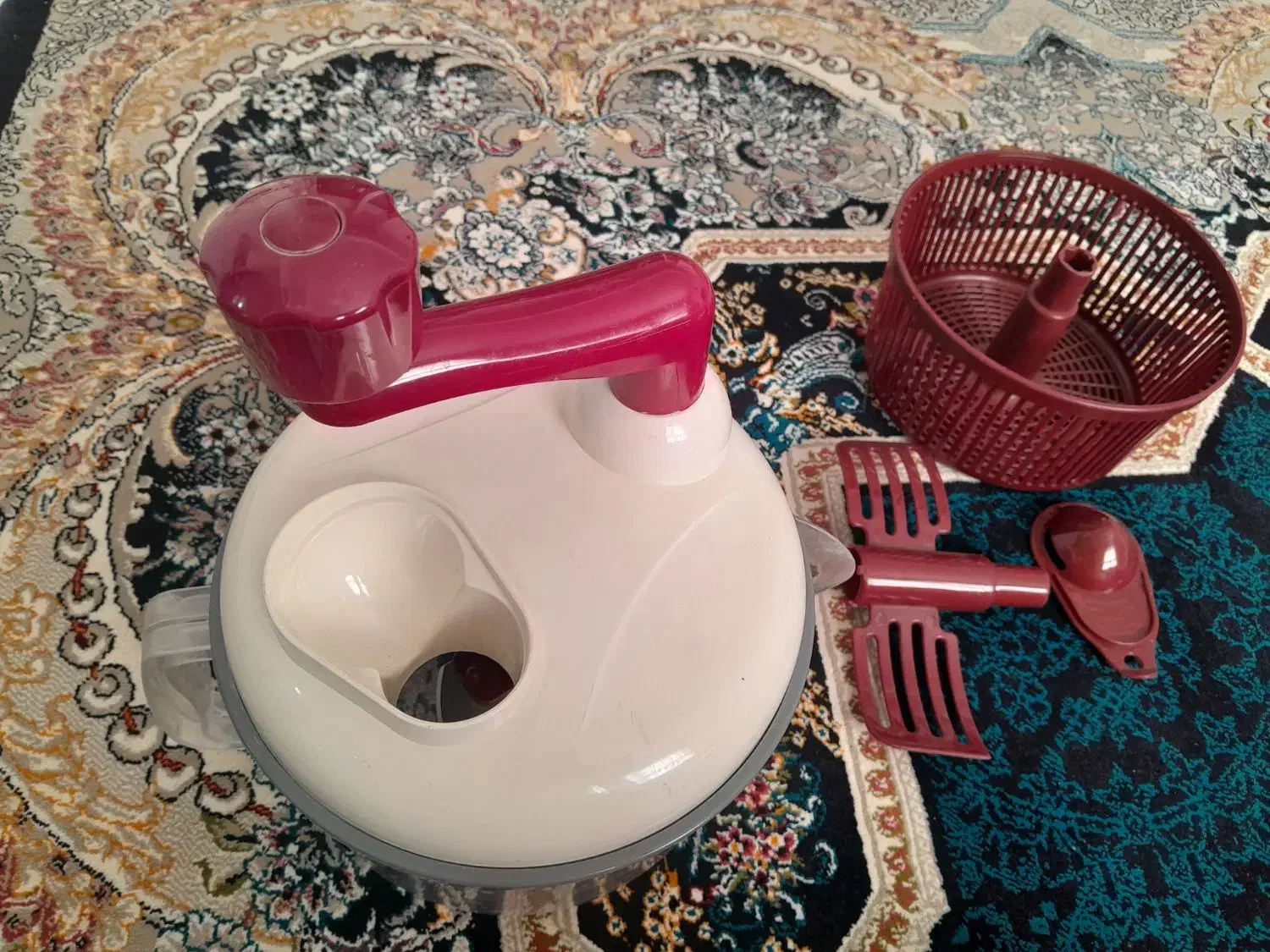 خردکن وآبمیوه گیر دستی و خردکن نایسر دایسر جنس خوب|خردکن، آسیاب، غذاساز|بهارستان, |دیوار