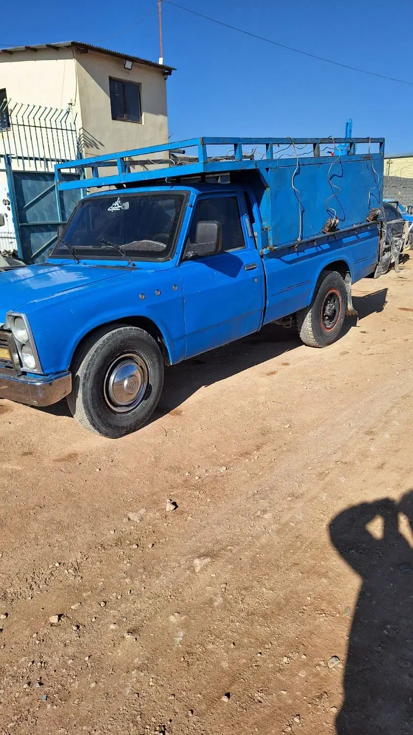 نیسان کاربراتور مدل ۸۶ دوگانه فابریک|خودرو سواری و وانت|بروجن, |دیوار