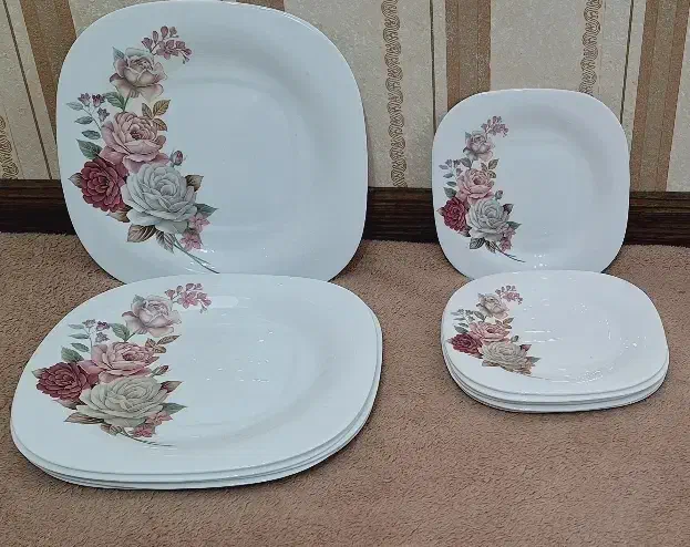 ظروف آرکوپال وچینی.میزتلفن.|ظروف سرو و پذیرایی|اراک, |دیوار