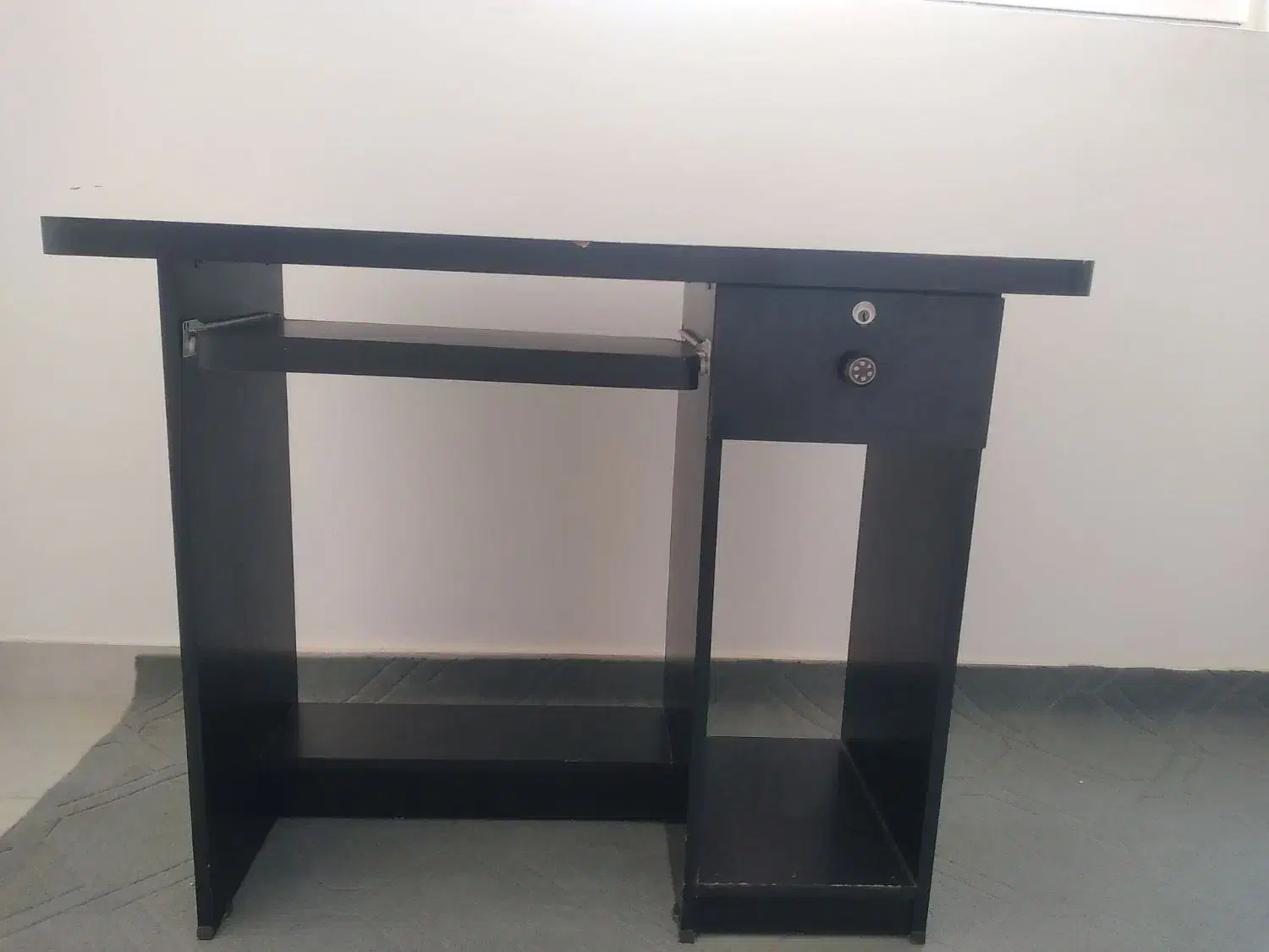 میز کامپیوتر|میز تحریر و کامپیوتر|محمدیه-قزوین, |دیوار