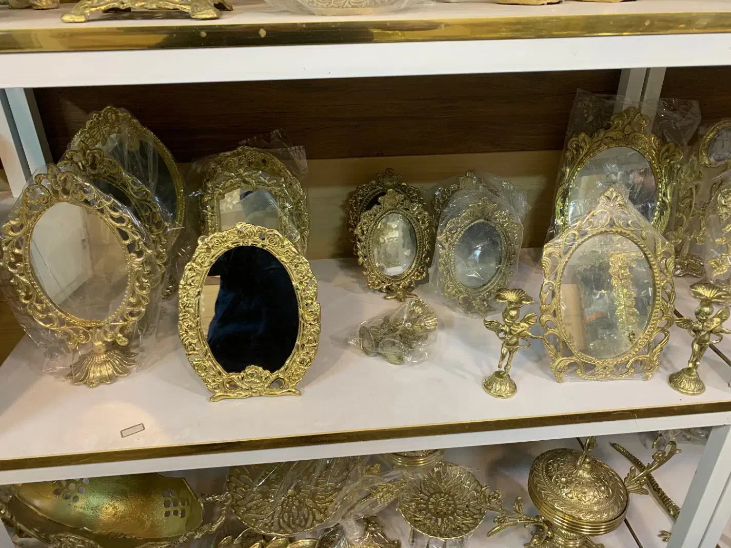 آینه و شمعدان|آینه|همدان, |دیوار