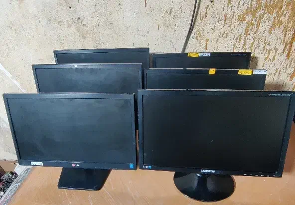 مانیتور led  و lcd|قطعات و لوازم جانبی رایانه|سنندج, |دیوار