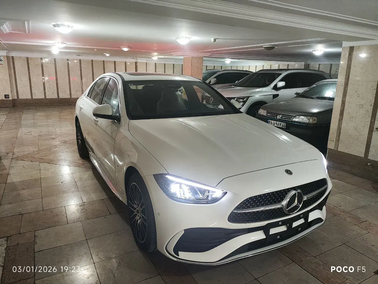 بنز C200L|خودرو سواری و وانت|تهران, فلسطین (میدان انقلاب)|دیوار