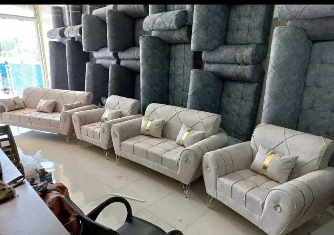 مبل راحتی منچستر|مبلمان خانگی و میز عسلی|شهریار, شهرک وائین|دیوار