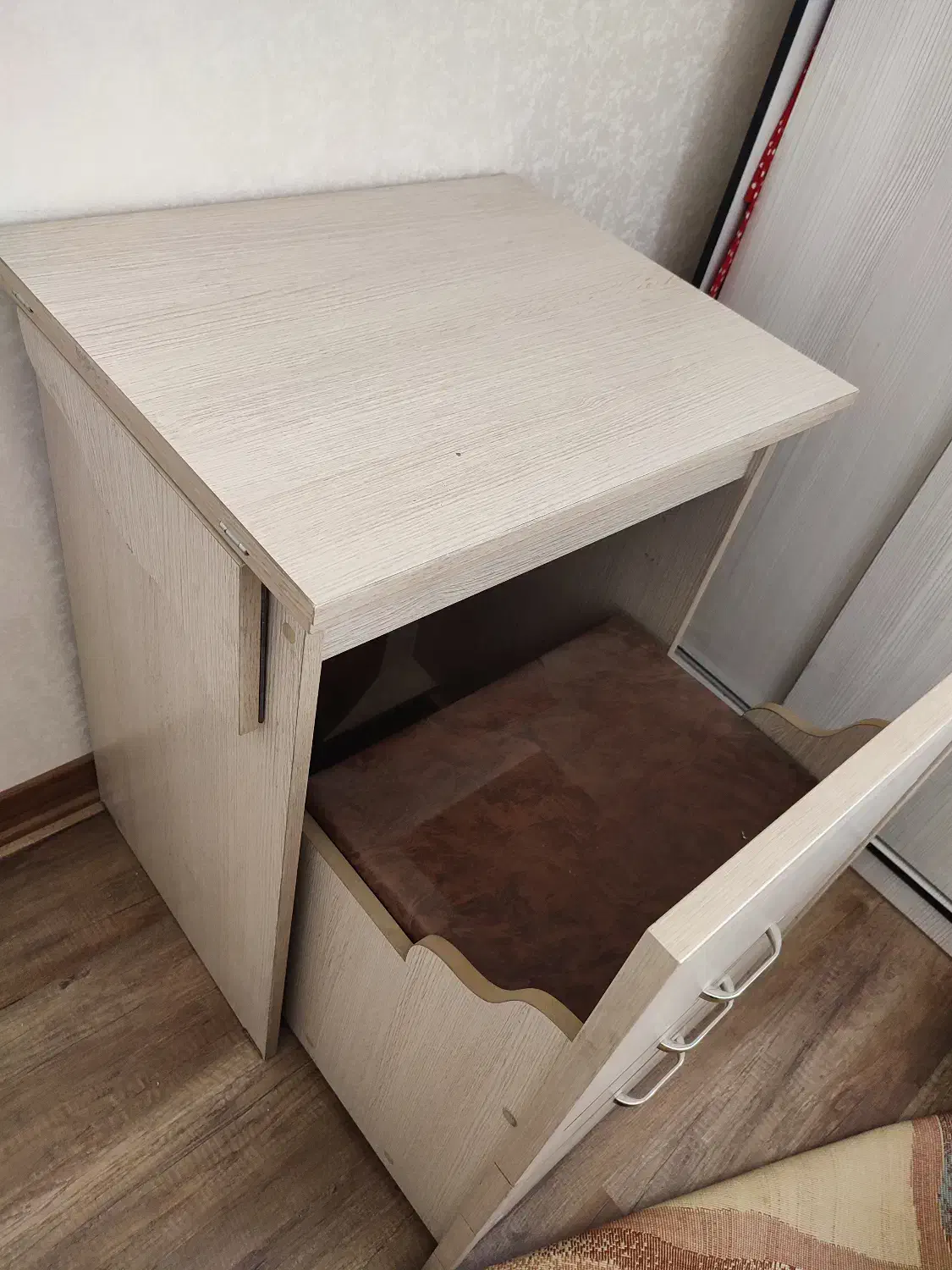 میز چرخ خیاطی|لوازم خیاطی و بافتنی|تهران, سازمان برنامه شمالی|دیوار