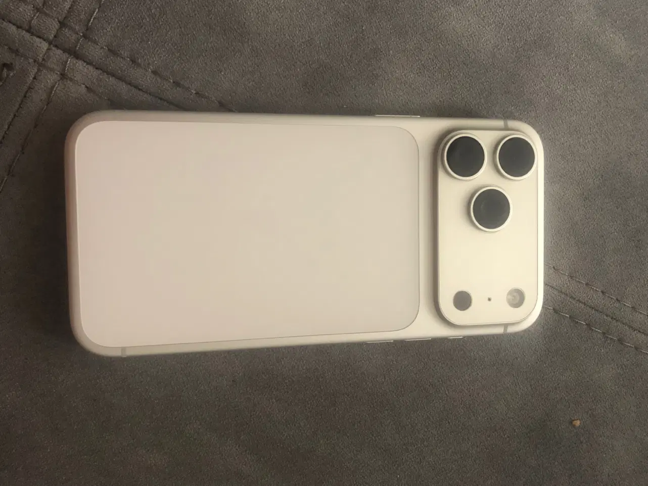 آیفون ۱۷پرو مکس/iphone17promax سفید|موبایل|تهران, گلستان (شهرک راه آهن)|دیوار