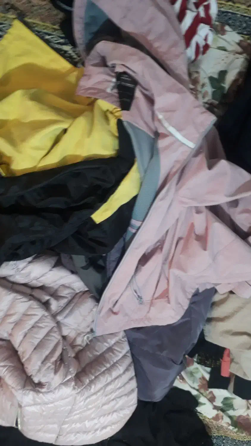 تعدادی تی شرت شلوارکاپشن دونی ۲۰ هزار|لباس|کرج, رجب‌آباد|دیوار