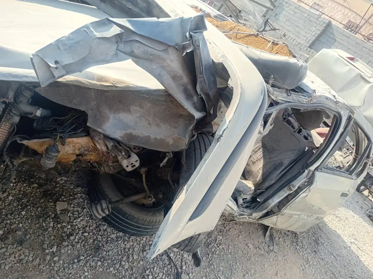 ماشین تصادفی|خودرو سواری و وانت|شیراز, سلطان آباد|دیوار