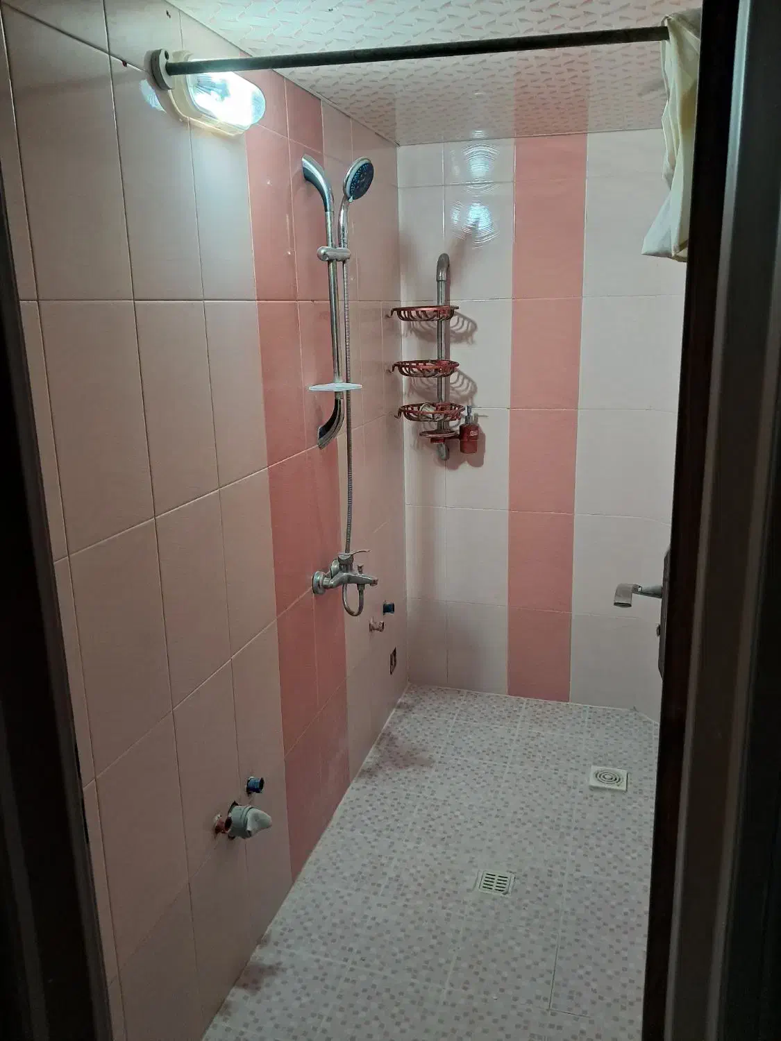 آپارتمان ۸۰ متری|اجارهٔ آپارتمان|اصفهان, شهرک میلاد|دیوار