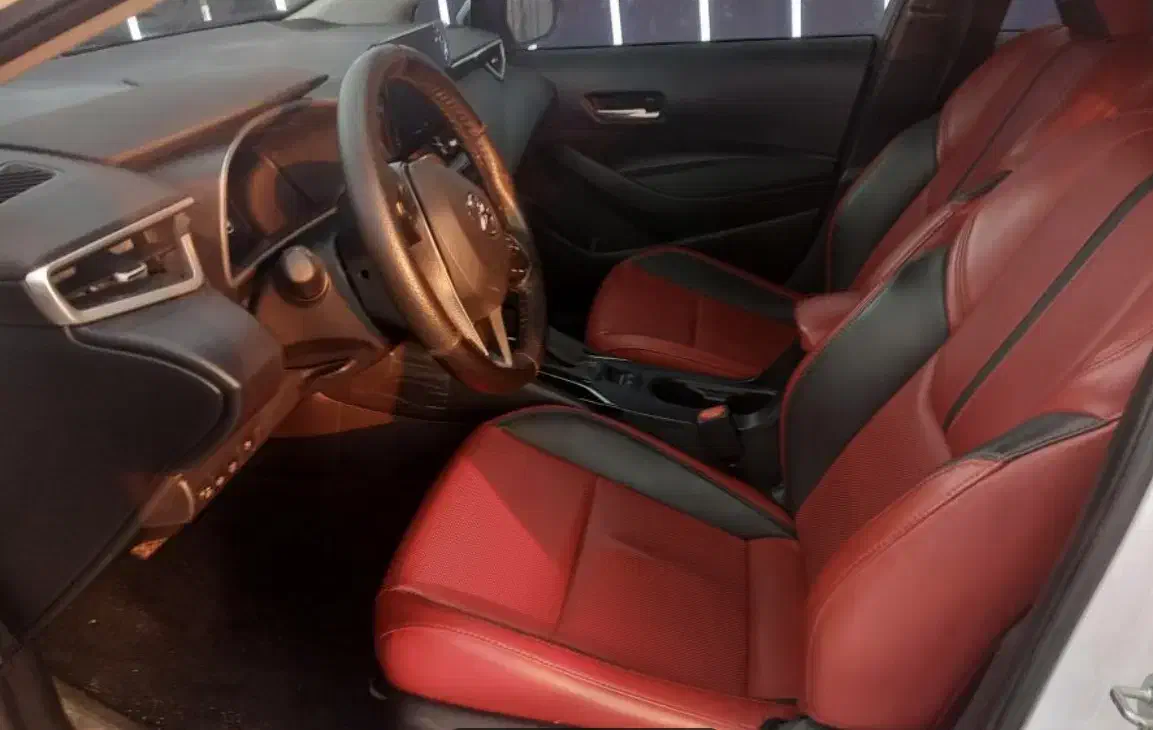 تویوتا لوین هیبرید ۲۰۲۳|خودرو سواری و وانت|تهران, سعادت‌آباد|دیوار