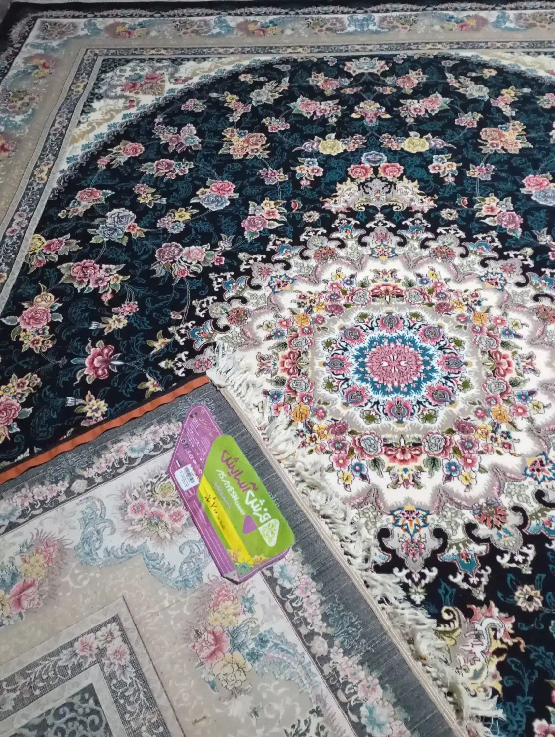 یک تخته۱۲متری۷۰۰شانه نو|فرش|سراوان, |دیوار