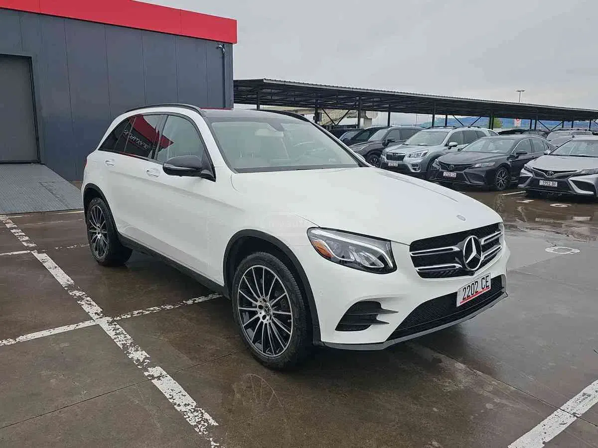 بنز GLC300 2017 گذر موقت سام گروپ|خودرو سواری و وانت|تهران, میرداماد|دیوار