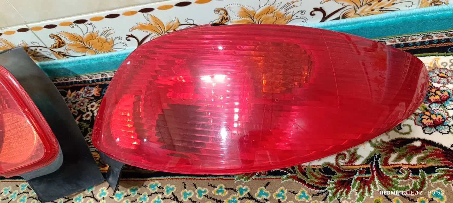 چراغ عقب 206|قطعات یدکی و لوازم جانبی|نسیمشهر, |دیوار