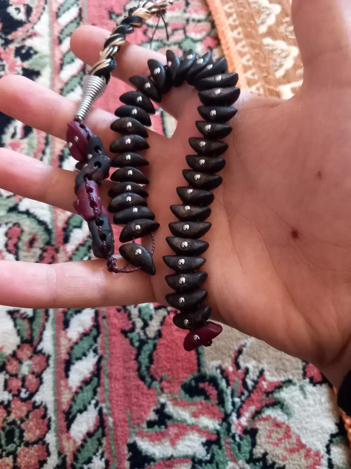 تسبیح هسته خرما|کلکسیون اشیاء عتیقه|زنجان, |دیوار