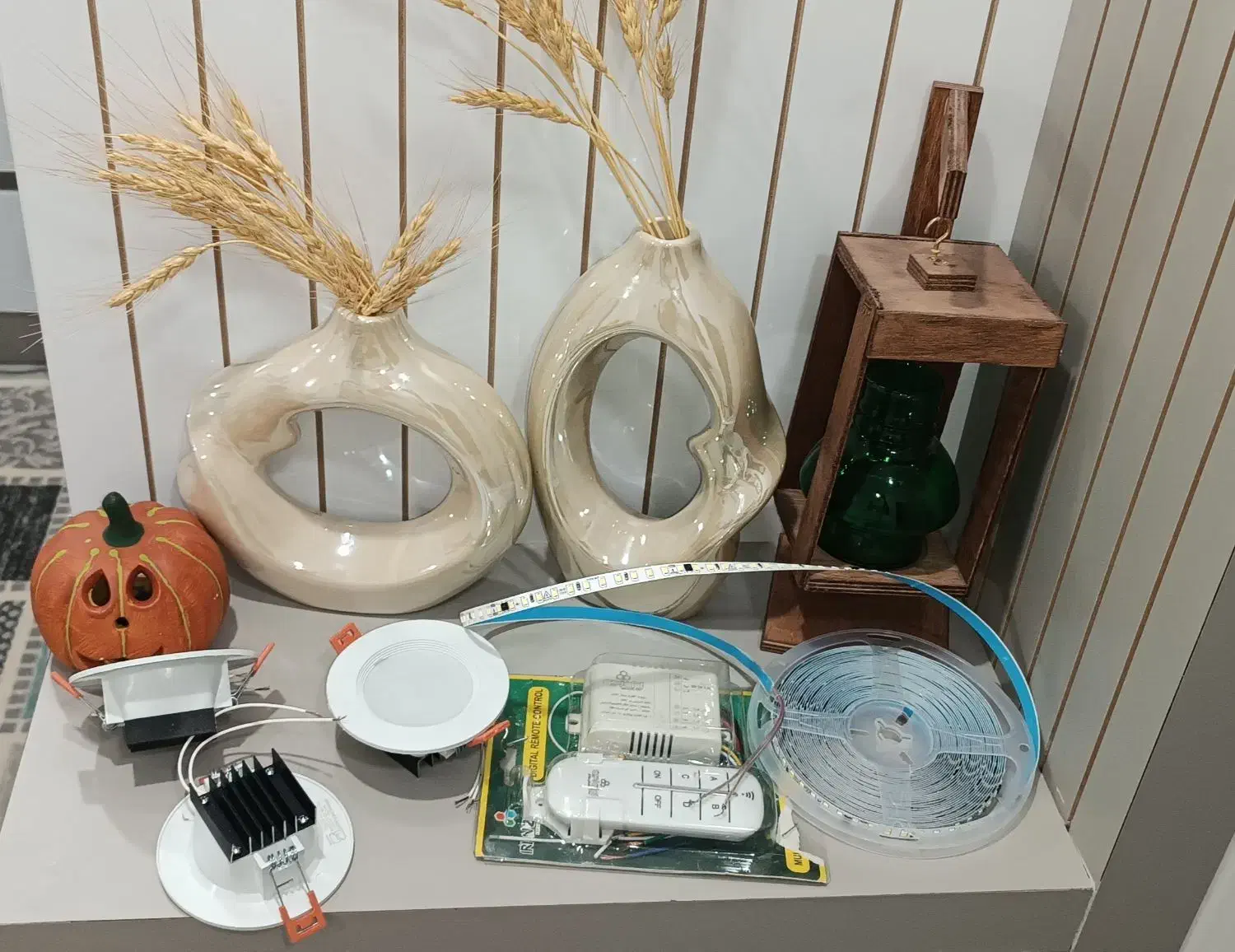 لامپ هالوژن نو نو ارزون|ریسه و چراغ تزئینی|زنجان, |دیوار