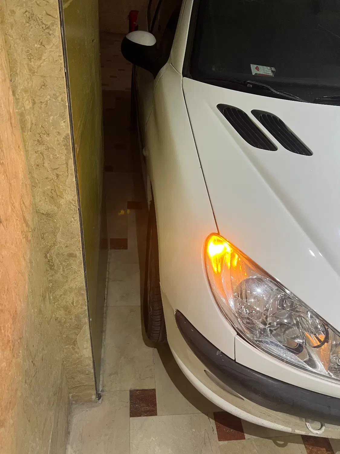 پژو ۲۰۶ V8 موتوری در حد صفر|خودرو سواری و وانت|تهران, جنت‌آباد جنوبی|دیوار