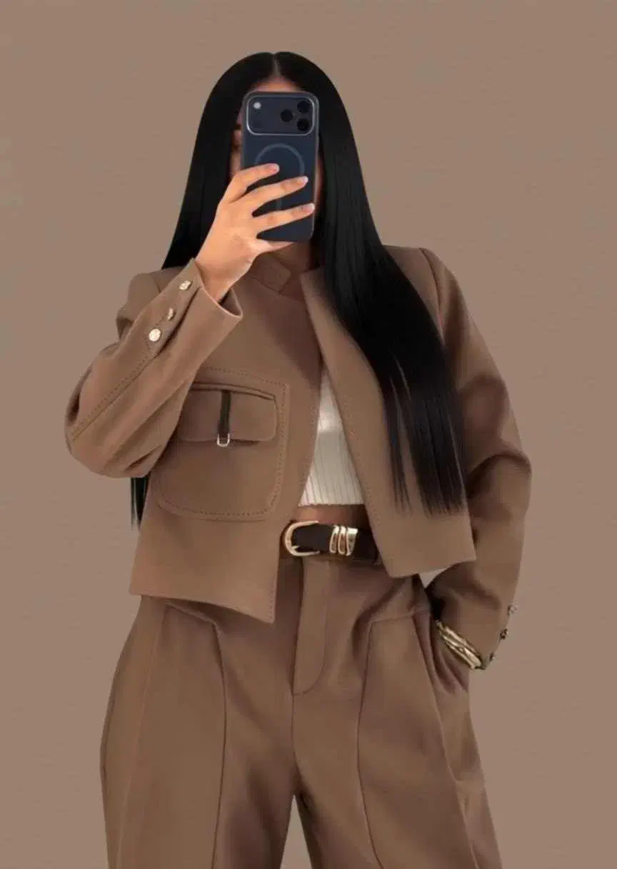 جنس مازراتی گرم بالا|لباس|ورامین, ورامین|دیوار