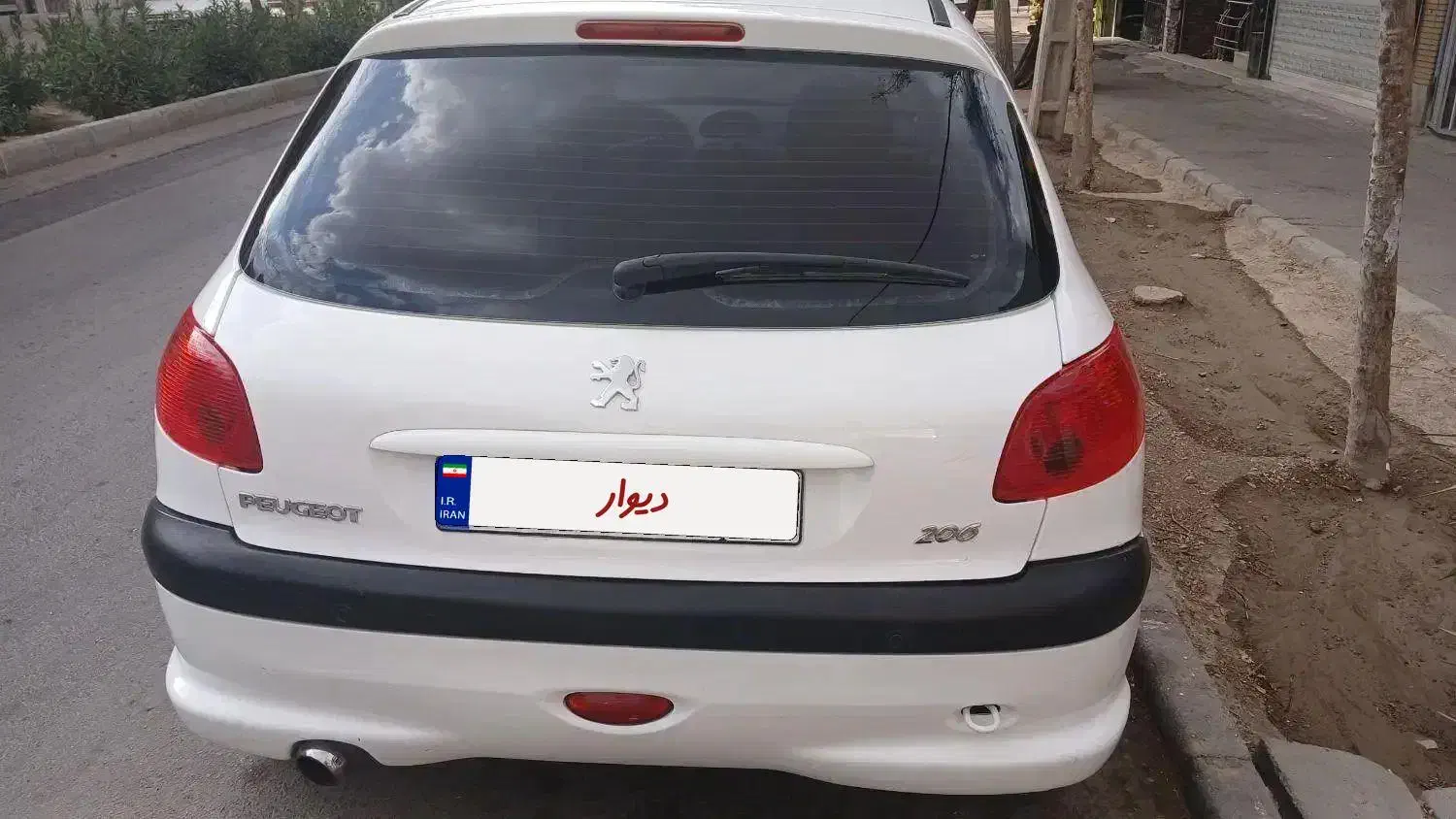 206 تیپ دو مدل ۹۷|خودرو سواری و وانت|اصفهان, شهرک کاوه|دیوار