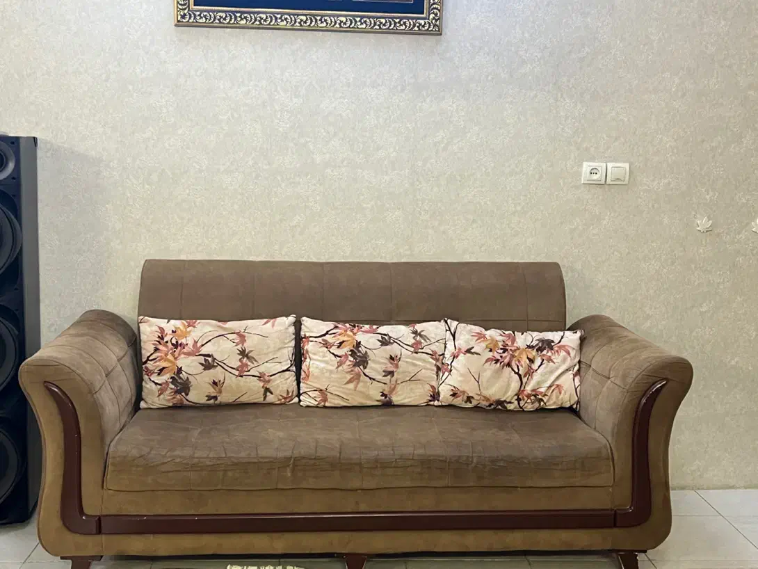 مبل راحتی هفت نفره|مبلمان خانگی و میز عسلی|سبزوار, امیر کبیر|دیوار