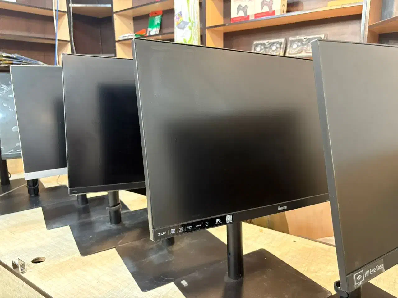 مانیتورهای استوک اروپایی دل اچ پی فیلیپس ....|قطعات و لوازم جانبی رایانه|سیرجان, |دیوار